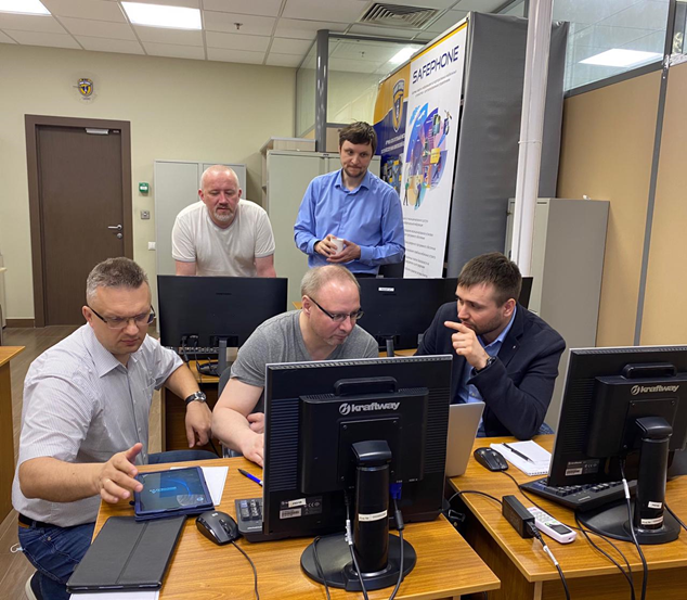 Картинка: Мосблгаз повышает квалификацию по эксплуатации EMM SafePhone 4